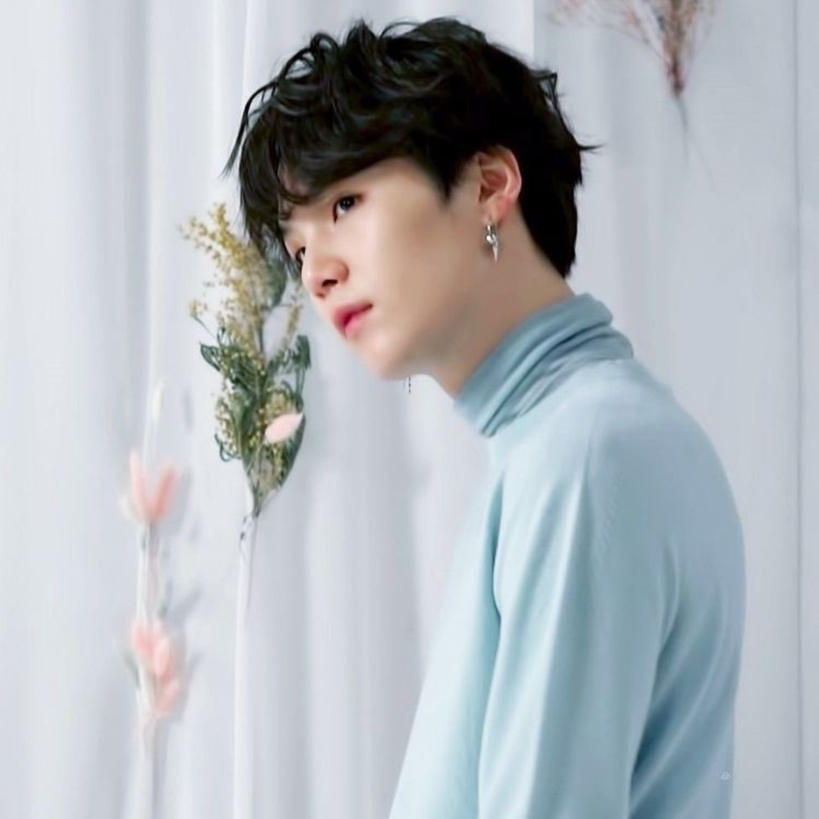 Behind-the-scenes cut of SUGA (BTS)