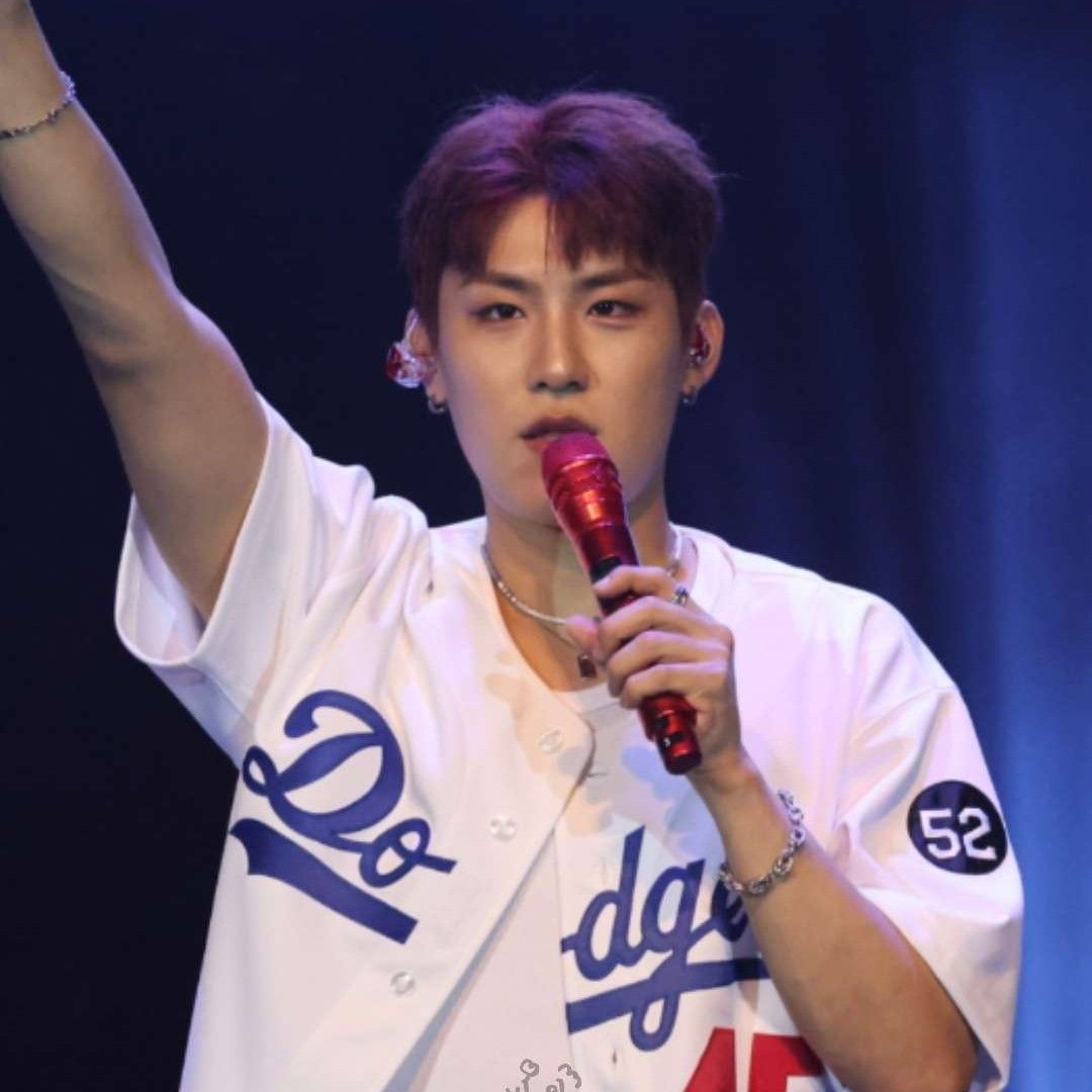 Latest photo of Park Woojin (AB6IX)