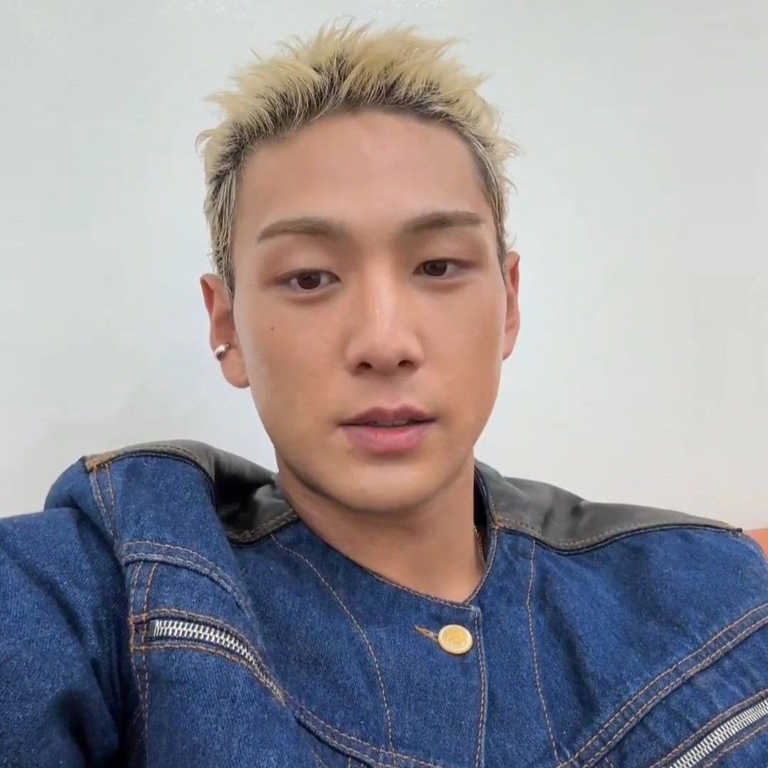 A moment captured by Baekho's fan