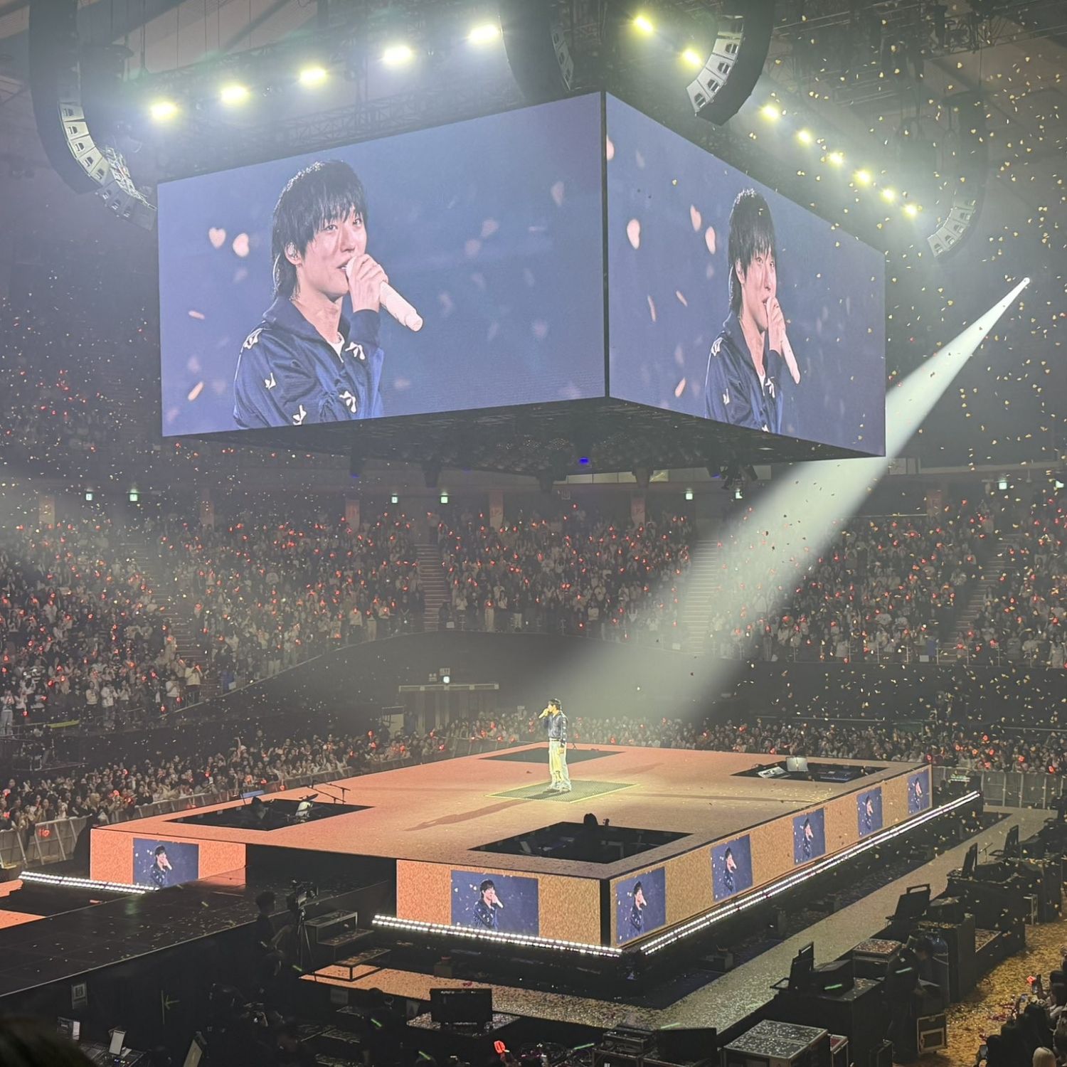 A moment captured by WOODZ's fan