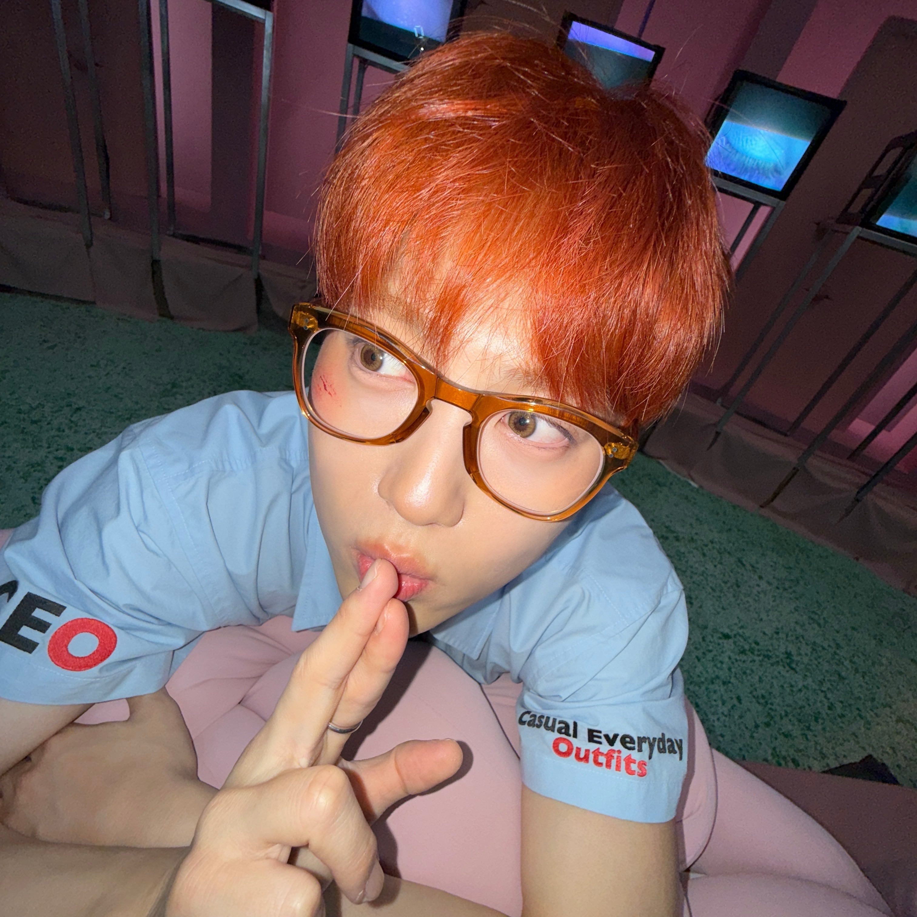 Behind-the-scenes cut of Suho (EXO)