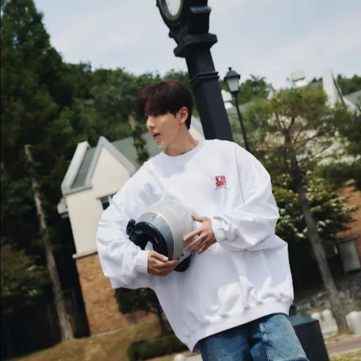 Latest photo of Shownu (MONSTA X)