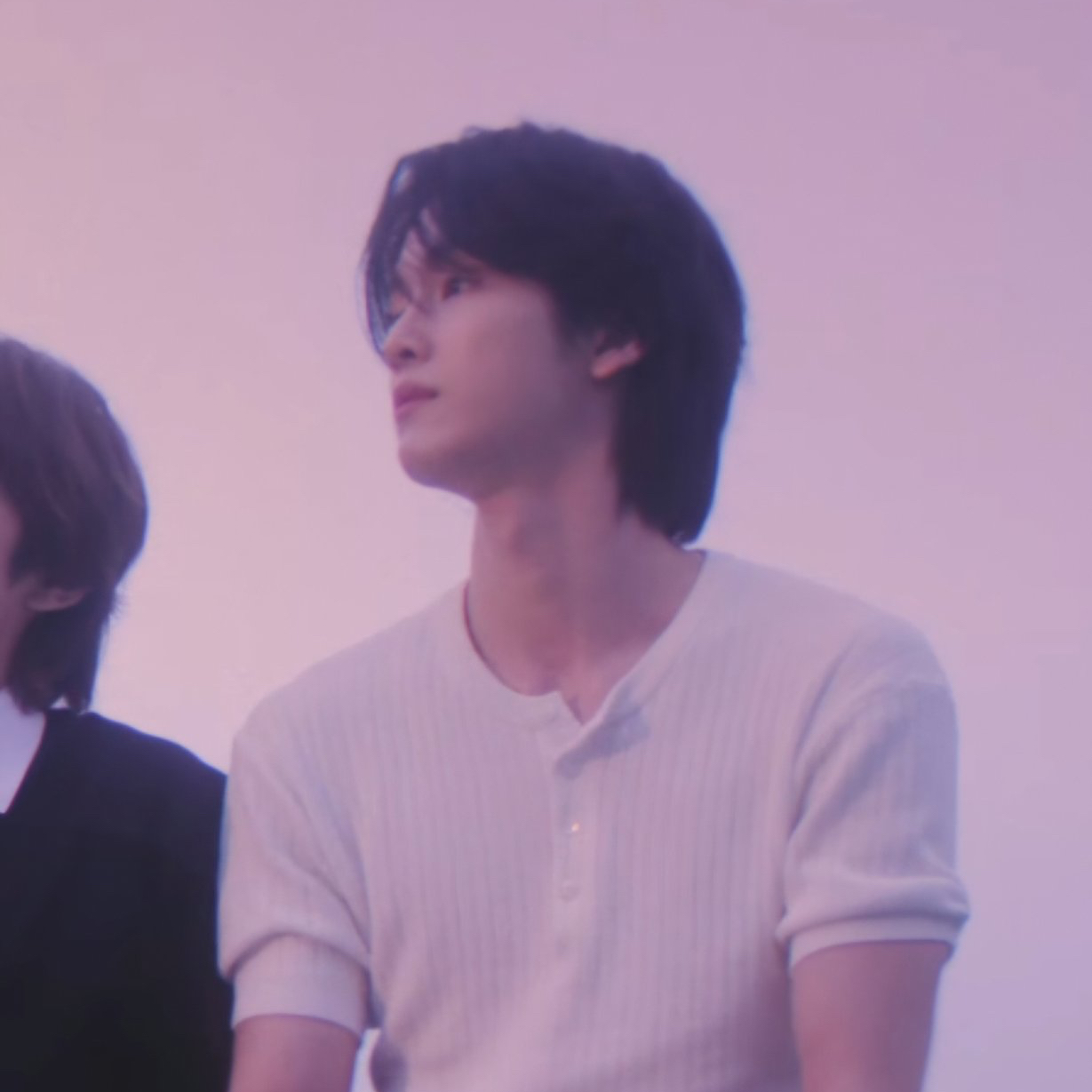 Recent activity shot of Sungchan (RIIZE)