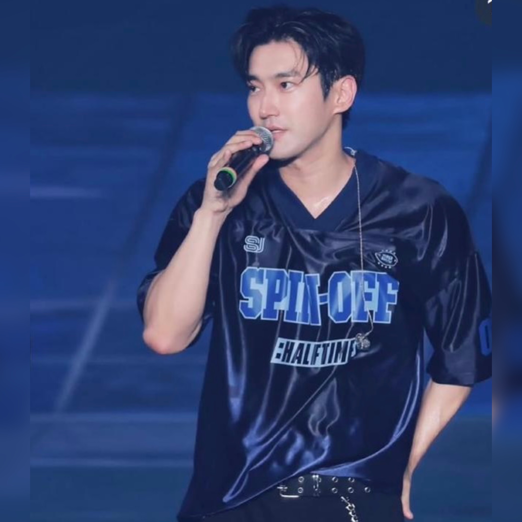 A moment captured by Siwon (Super Junior)'s fan
