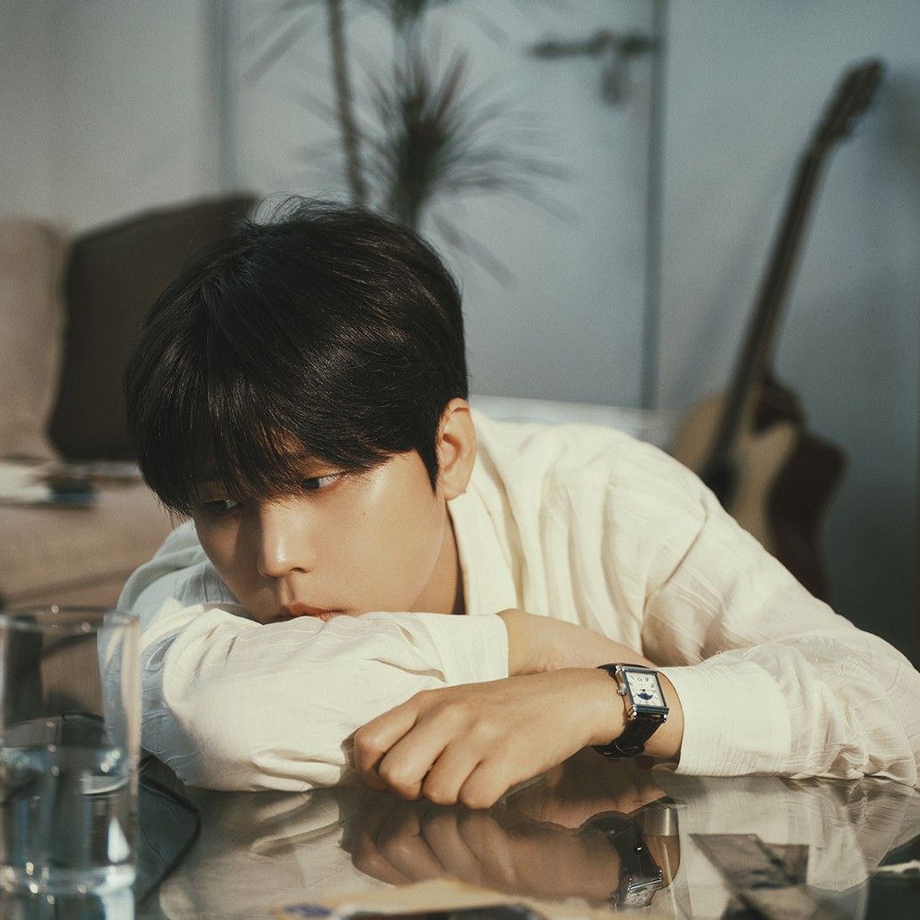 Recent activity shot of Jung Seunghwan