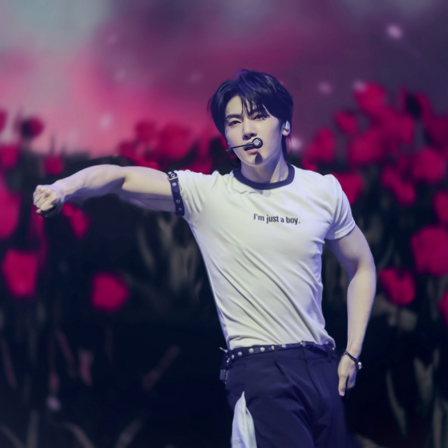 A moment captured by Seok Matthew (ZEROBASEONE)'s fan
