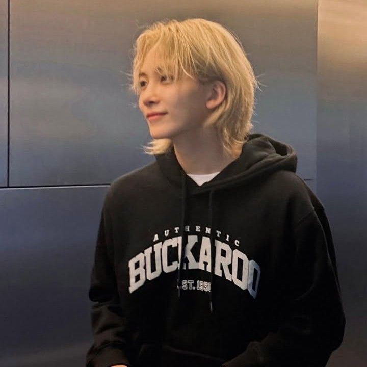Behind-the-scenes cut of Jeonghan (SEVENTEEN)