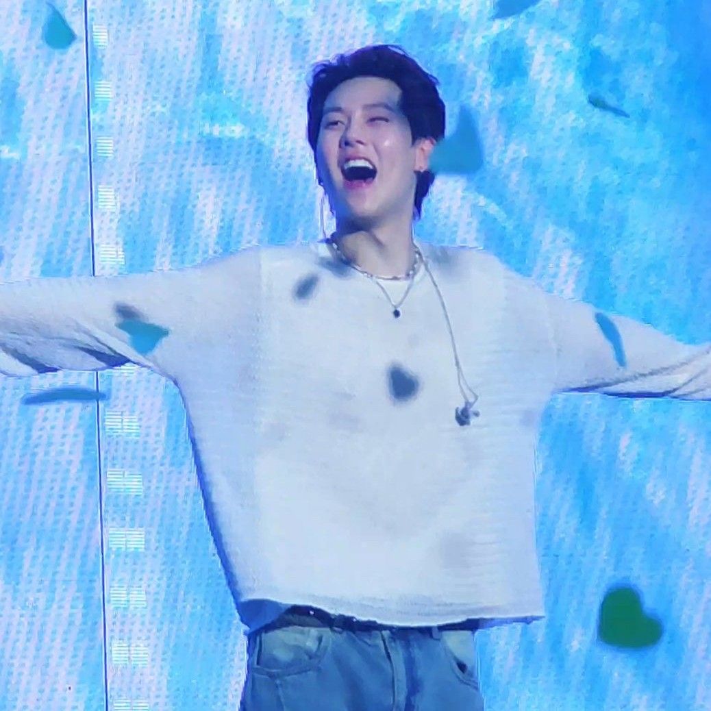 Latest photo of Joohoney (MONSTA X)