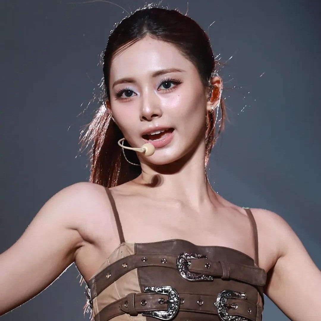 ツウィ (TWICE)の舞台裏ショット