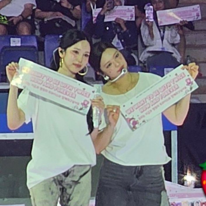 미나 (TWICE)의 비하인드 컷