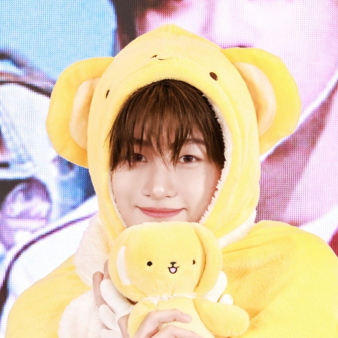 Latest photo of Jihoon (TWS)