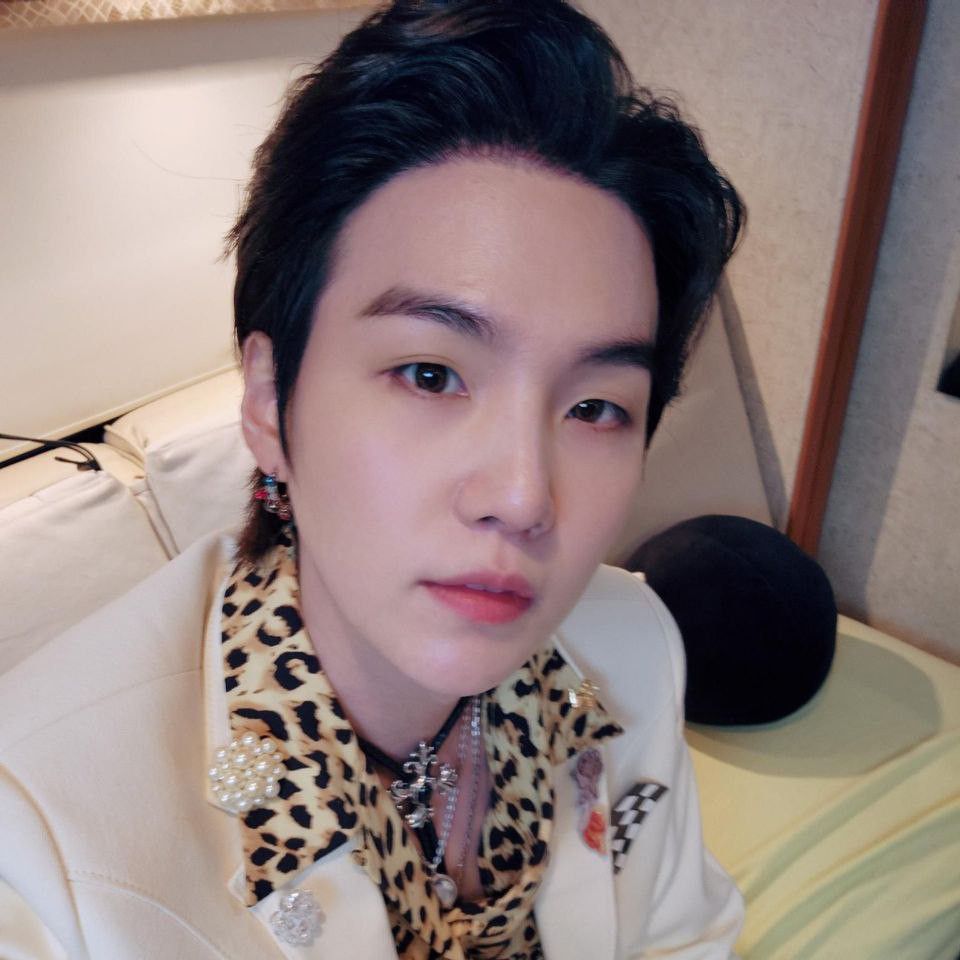 Behind-the-scenes cut of SUGA (BTS)