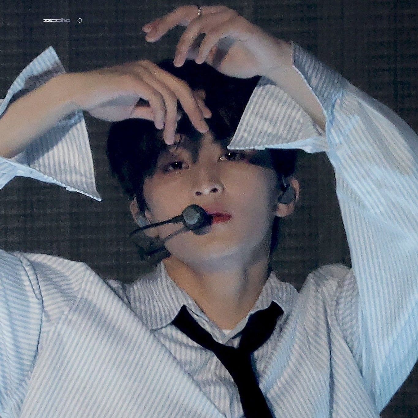 Latest photo of Mark (NCT 127, NCT DREAM)