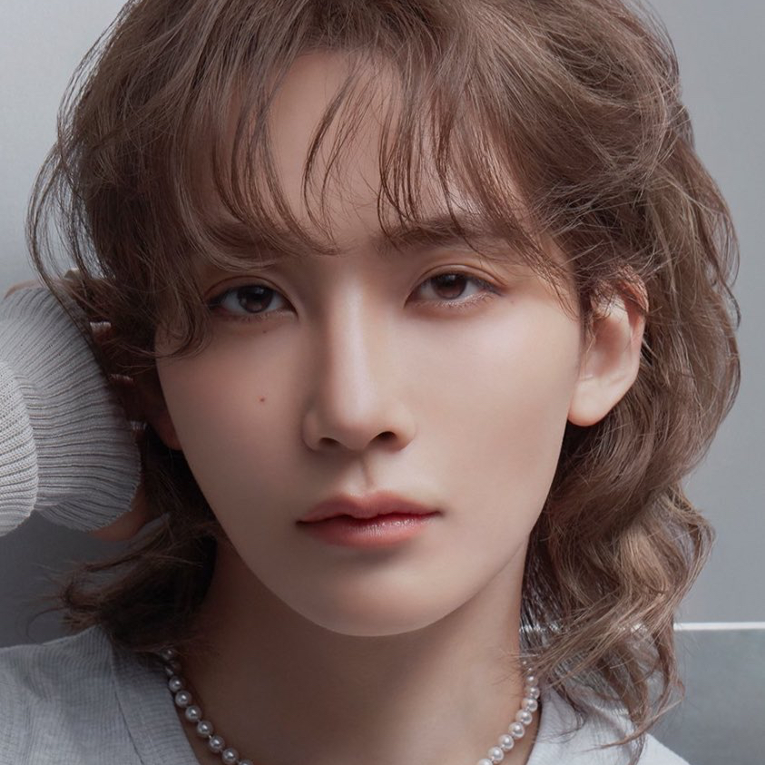 A moment captured by Jeonghan (SEVENTEEN)'s fan