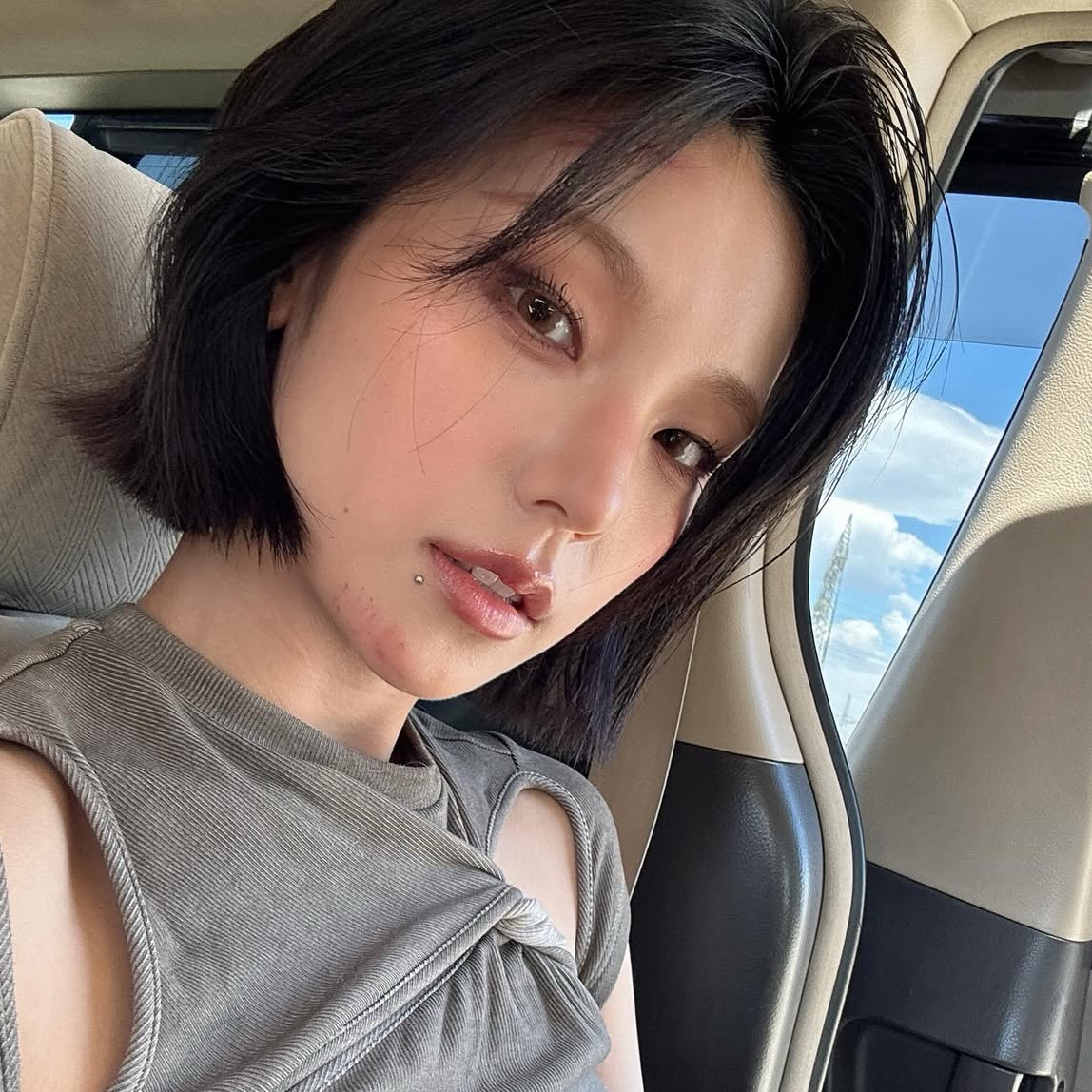 Latest photo of Yeji (ITZY)
