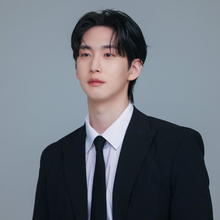 Latest photo of Shinwon (PENTAGON)