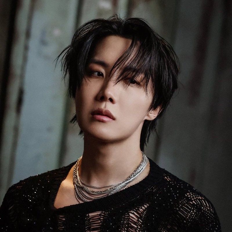 Latest photo of j-hope (BTS)