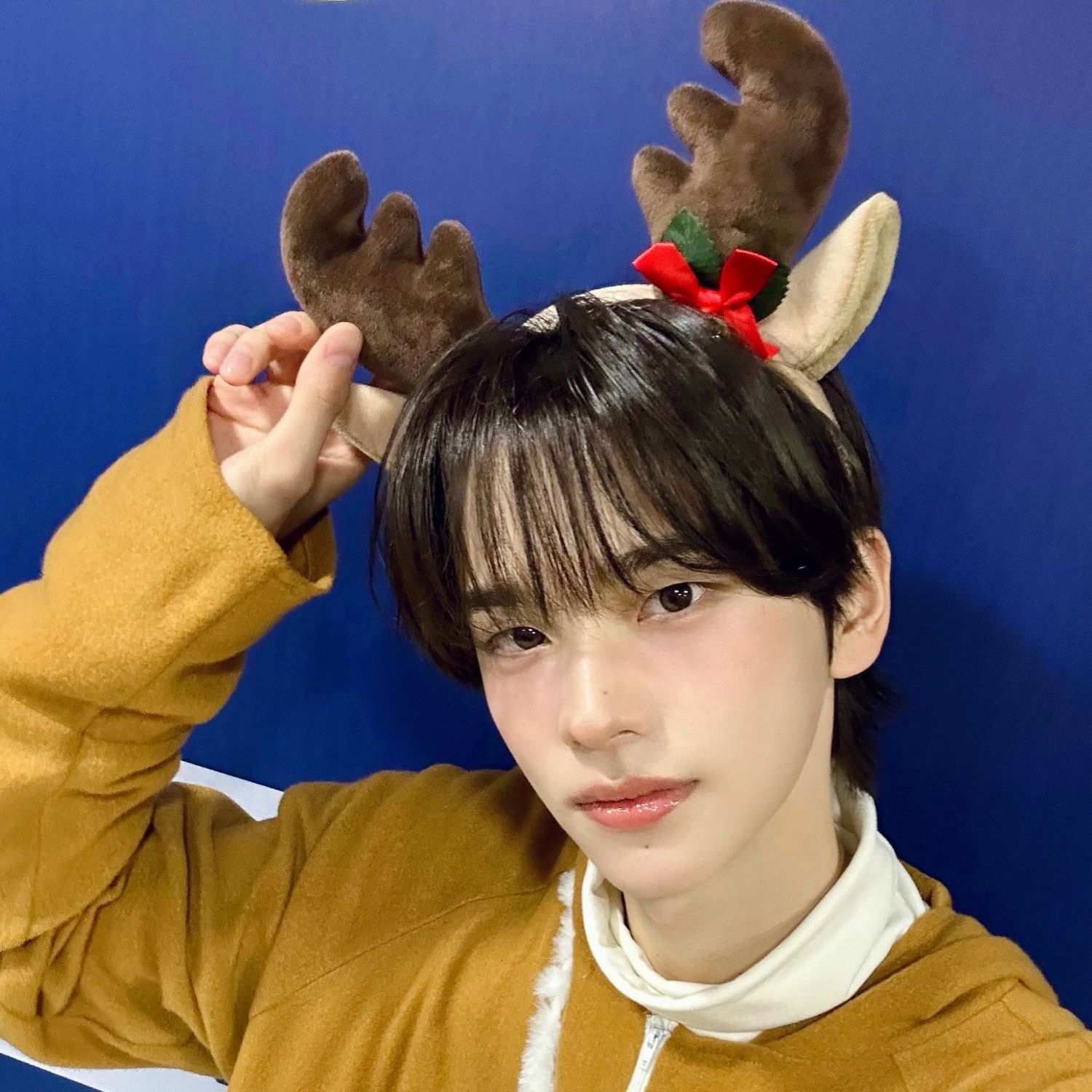 Behind-the-scenes cut of TWS