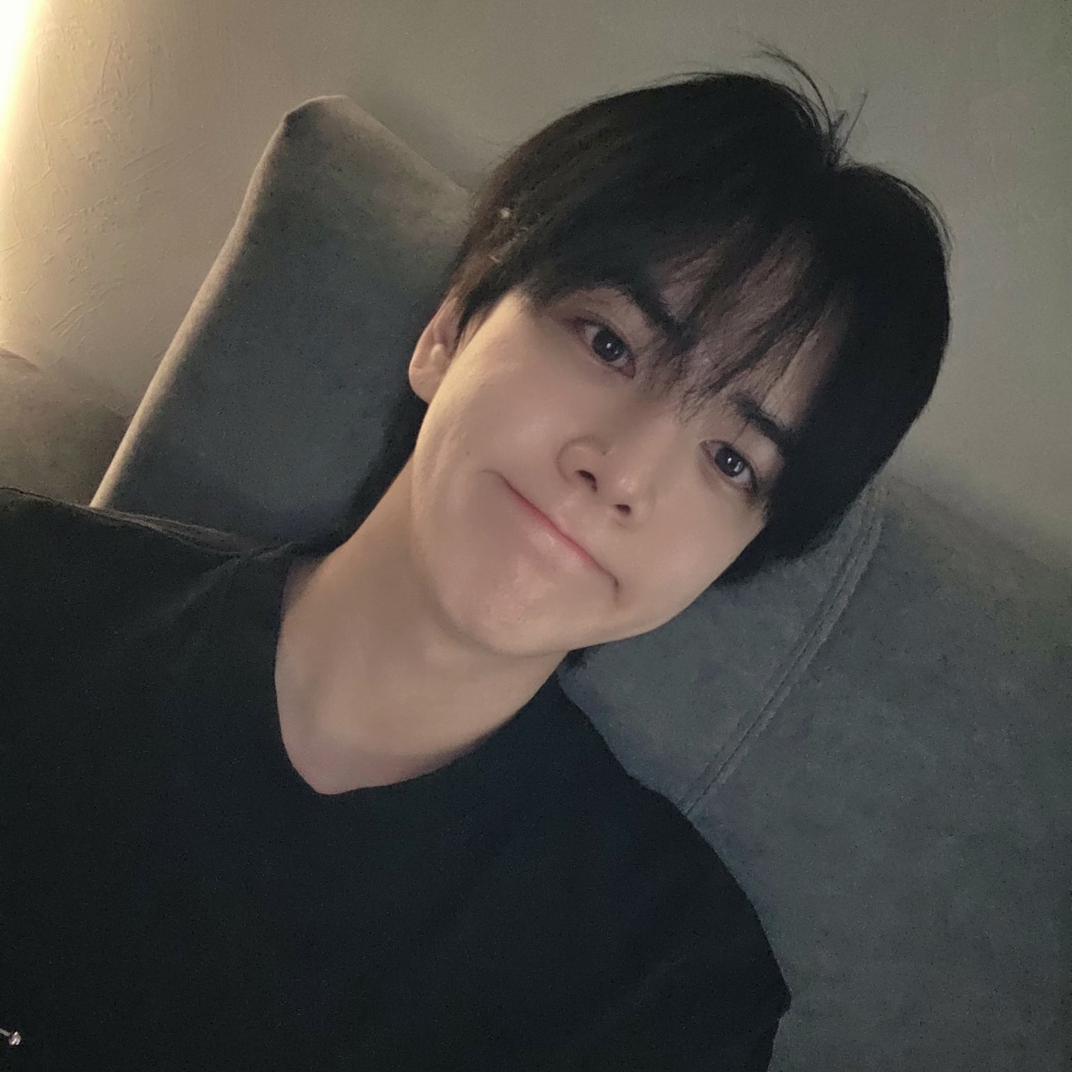 Latest photo of Younghoon (THE BOYZ)