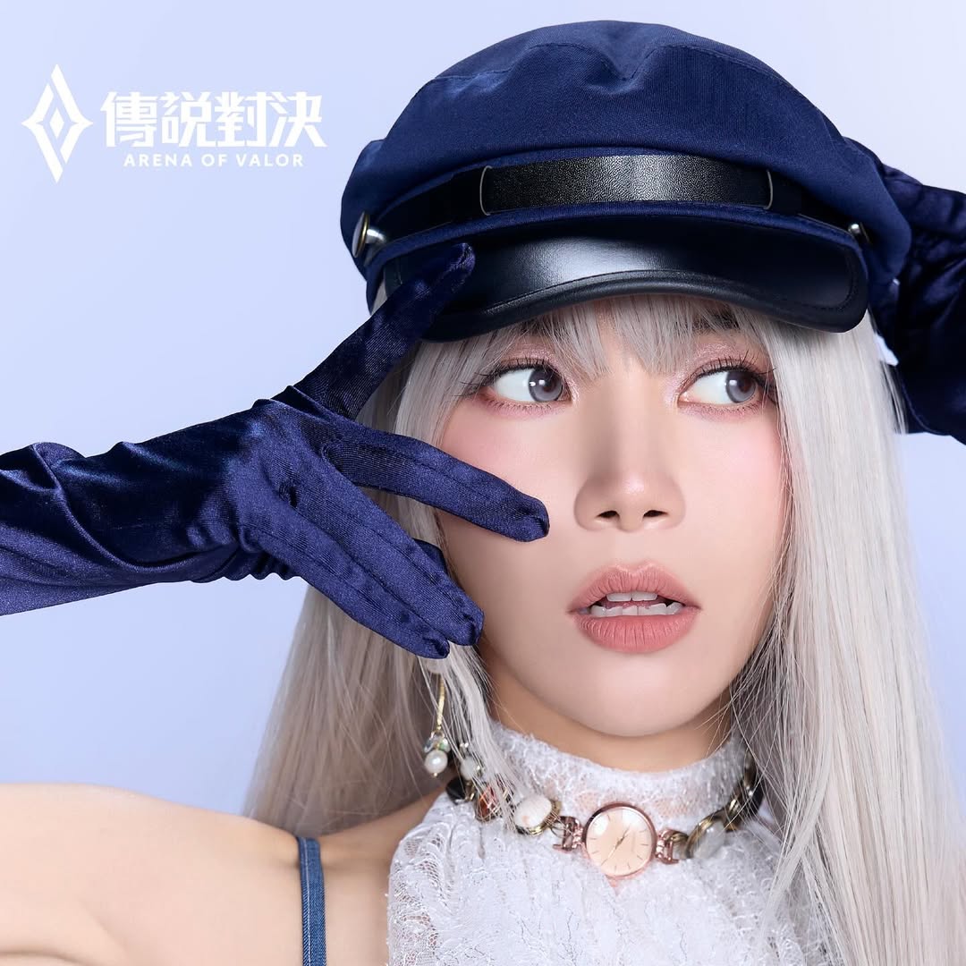 Foto aktivitas terbaru Solar (MAMAMOO)