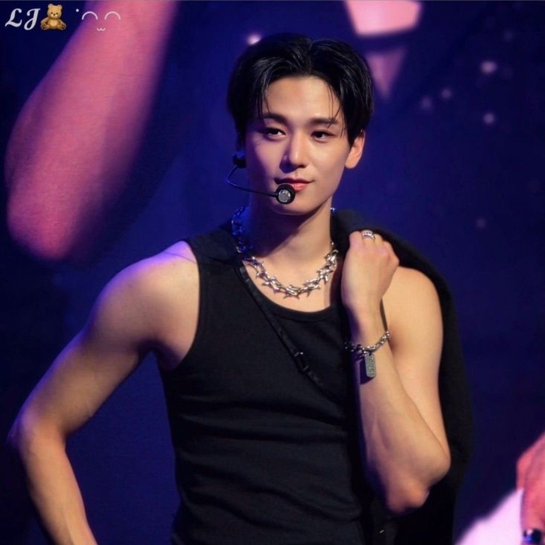 Momen yang diabadikan oleh penggemar Juyeon (THE BOYZ)