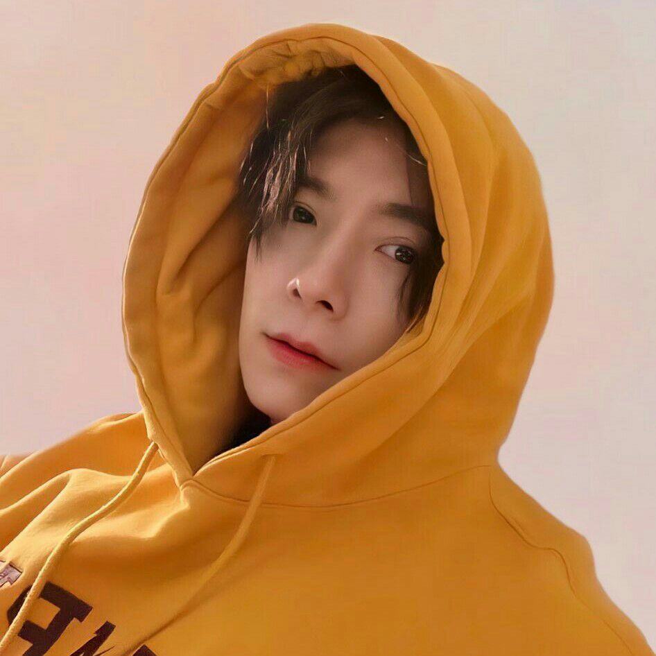 Latest photo of Donghae (Super Junior)