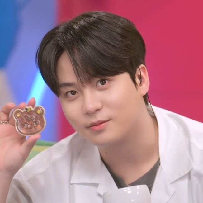 Recent activity shot of Jongho (ATEEZ)