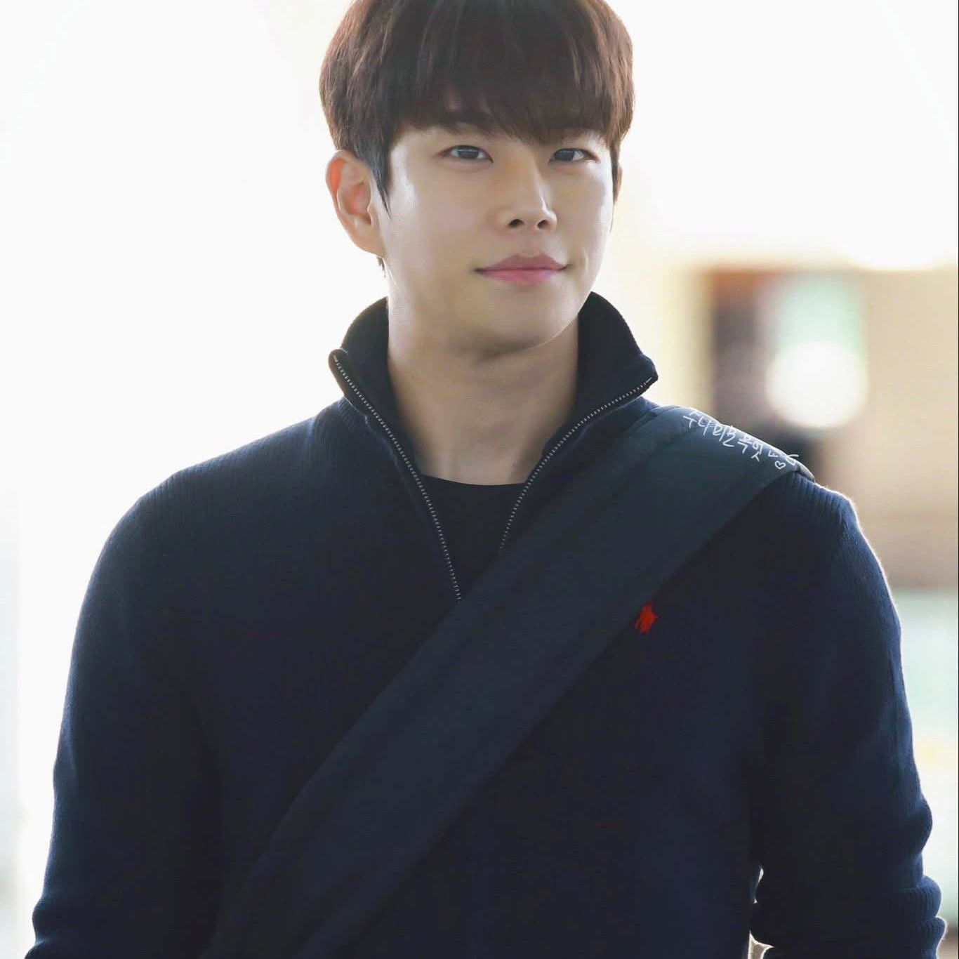 Latest photo of MJ (ASTRO)