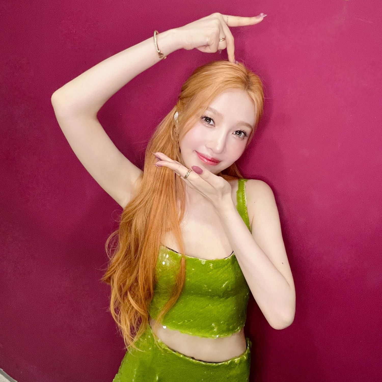 Recent activity shot of Joy (Red Velvet)