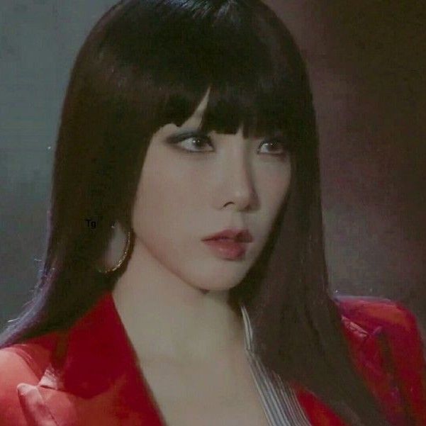 Latest photo of Taeyeon (Girls' Generation)