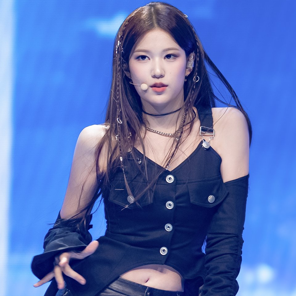 Latest photo of Yoon Jiyoon (izna)