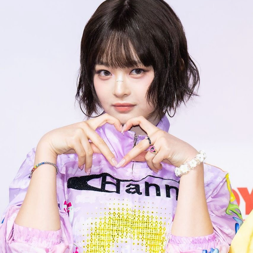 Latest photo of HANNI (NewJeans)