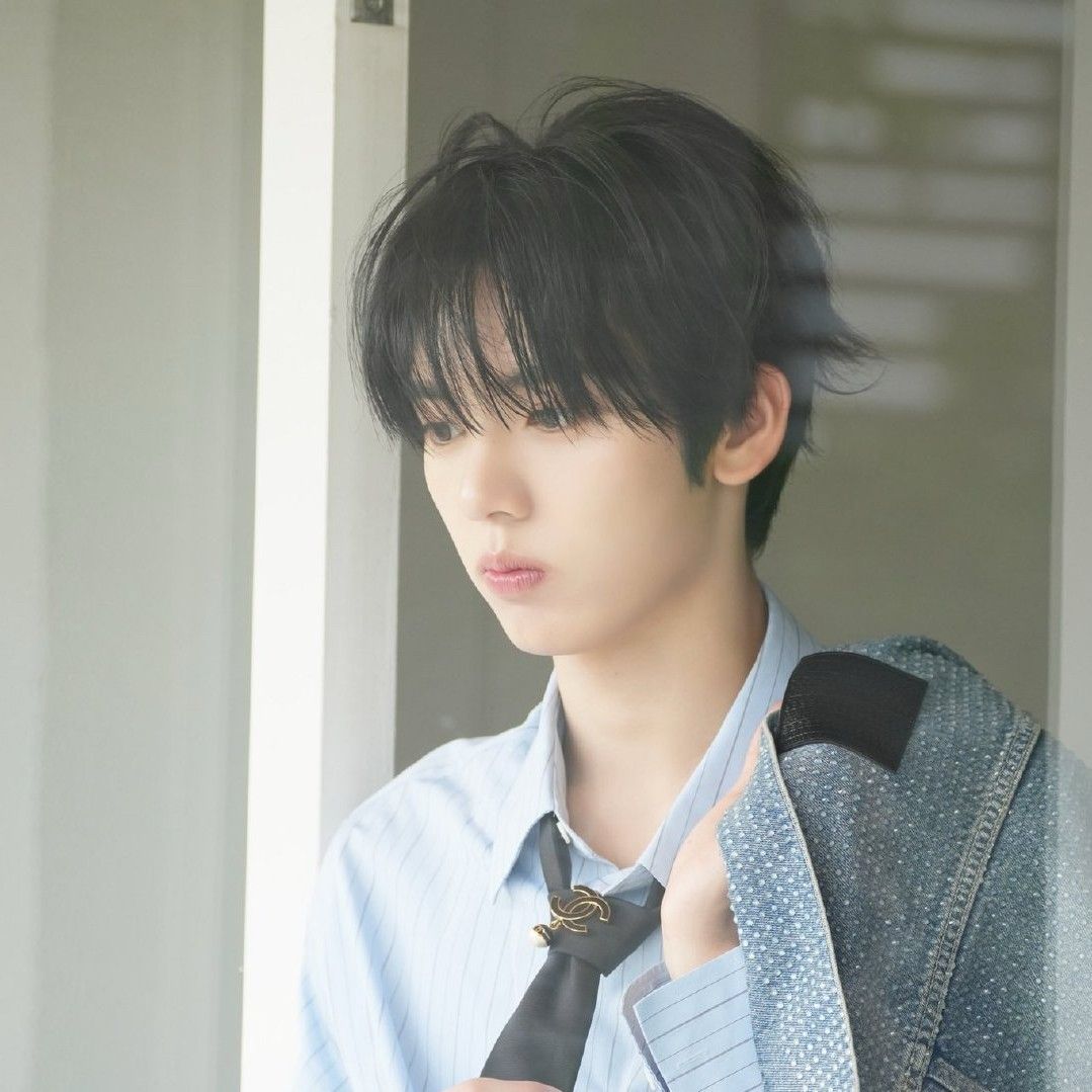 Momen yang diabadikan oleh penggemar Han Yujin (ZEROBASEONE)