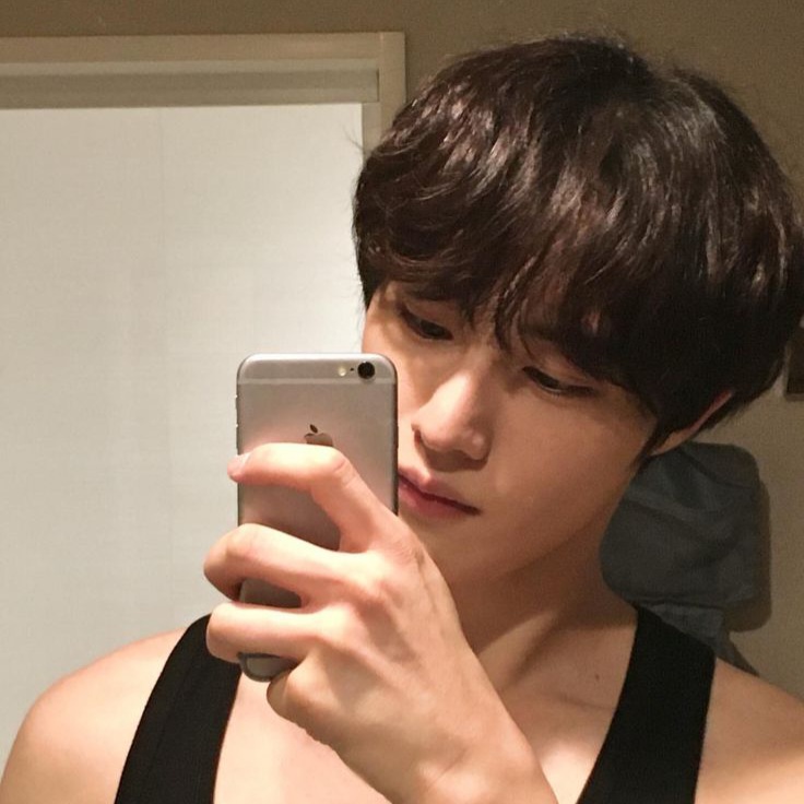 Latest photo of Hyunsuk (CIX)