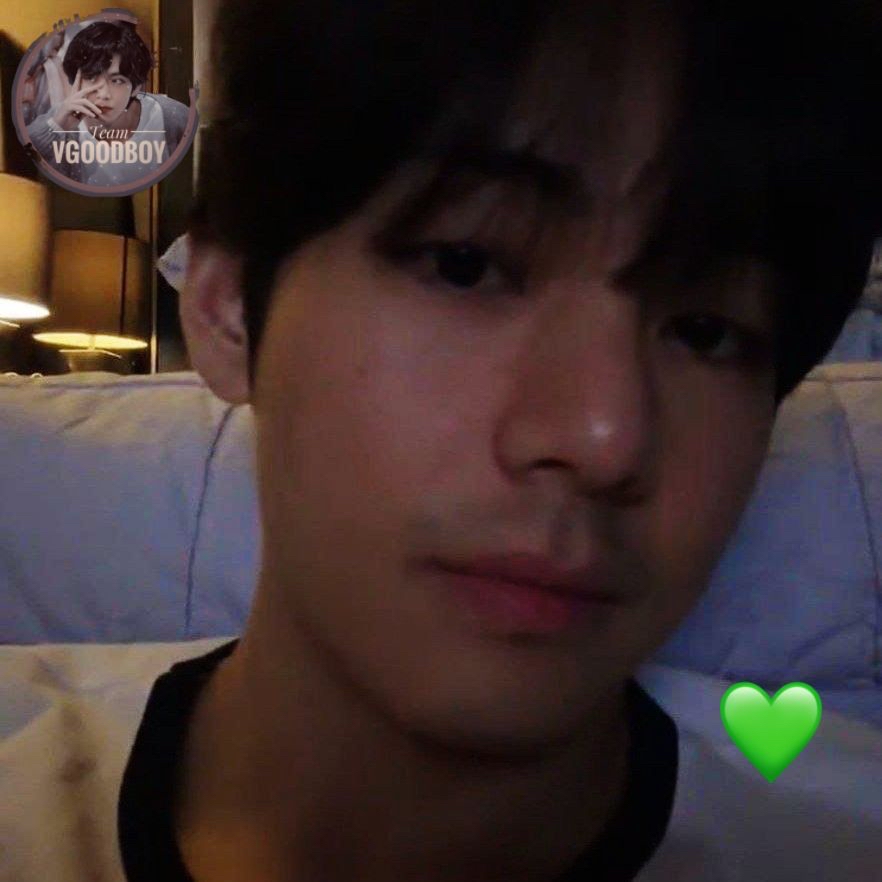 Foto aktivitas terbaru V (BTS)