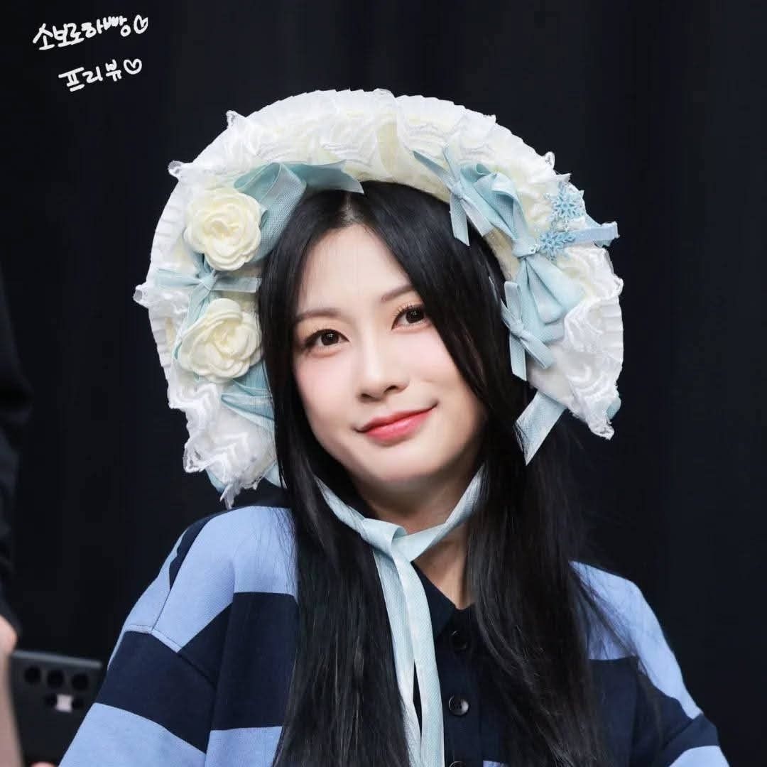 吴夏荣 (Apink)粉丝拍下的瞬间