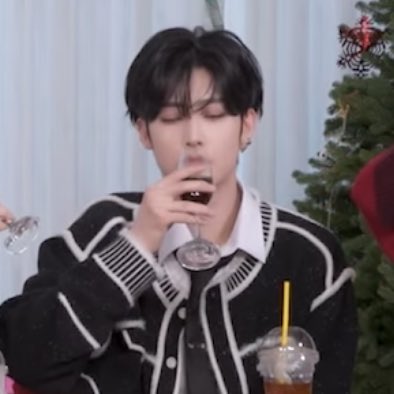 Recent activity shot of Ricky (ZEROBASEONE)