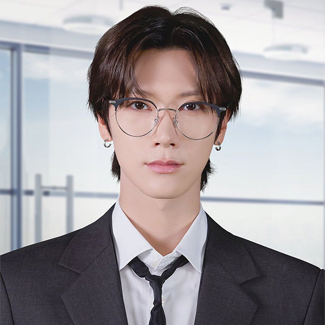 Recent activity shot of TEN (WayV)