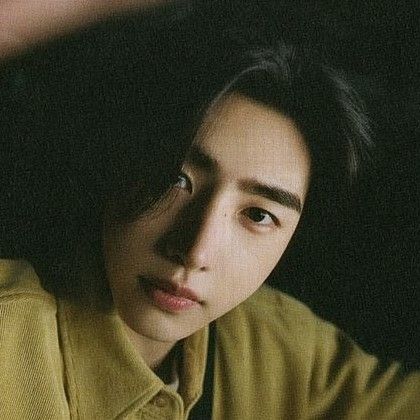 Latest photo of Sunghoon (ENHYPEN)