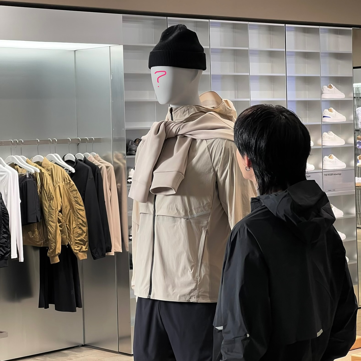 Latest photo of Hyunjin (Stray Kids)