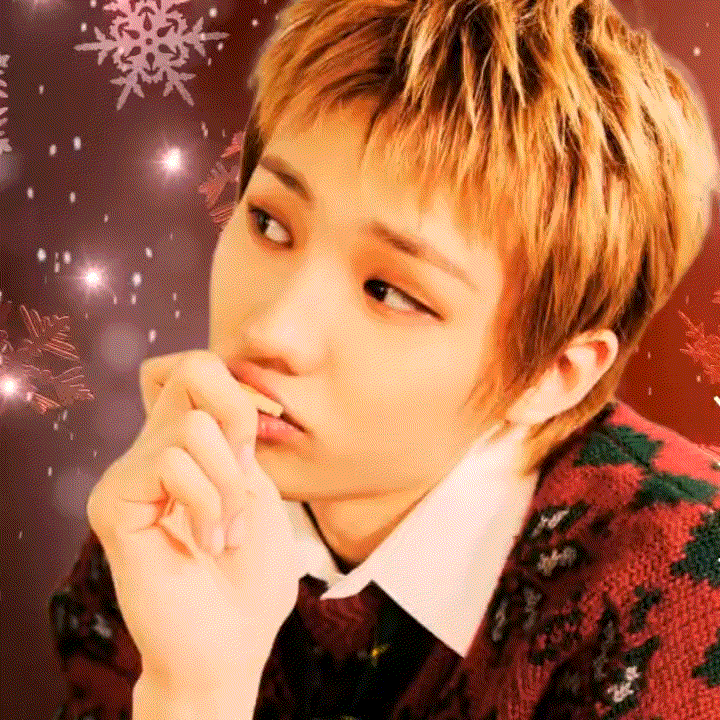 Behind-the-scenes cut of Junhyeok (TNX)