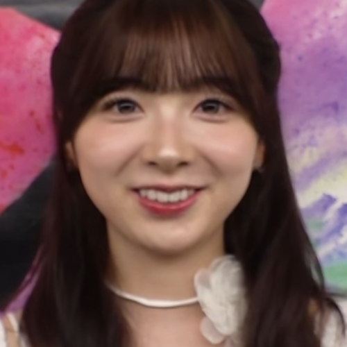 Miihi (NiziU)的幕後花絮