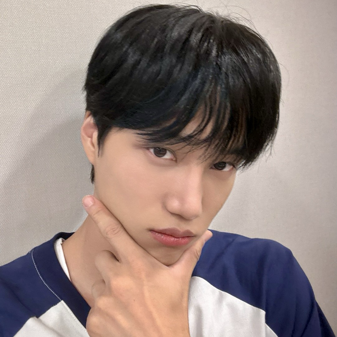 Feed komunitas K-pop terpanas hari ini