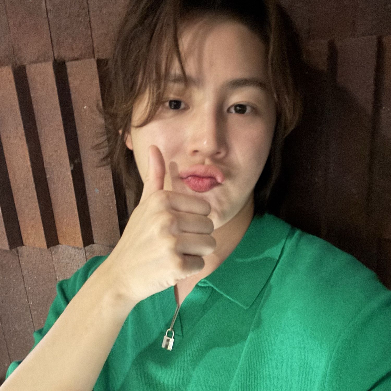 Behind-the-scenes cut of Ha Sungwoon