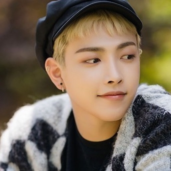 Recent activity shot of Hongjoong (ATEEZ)