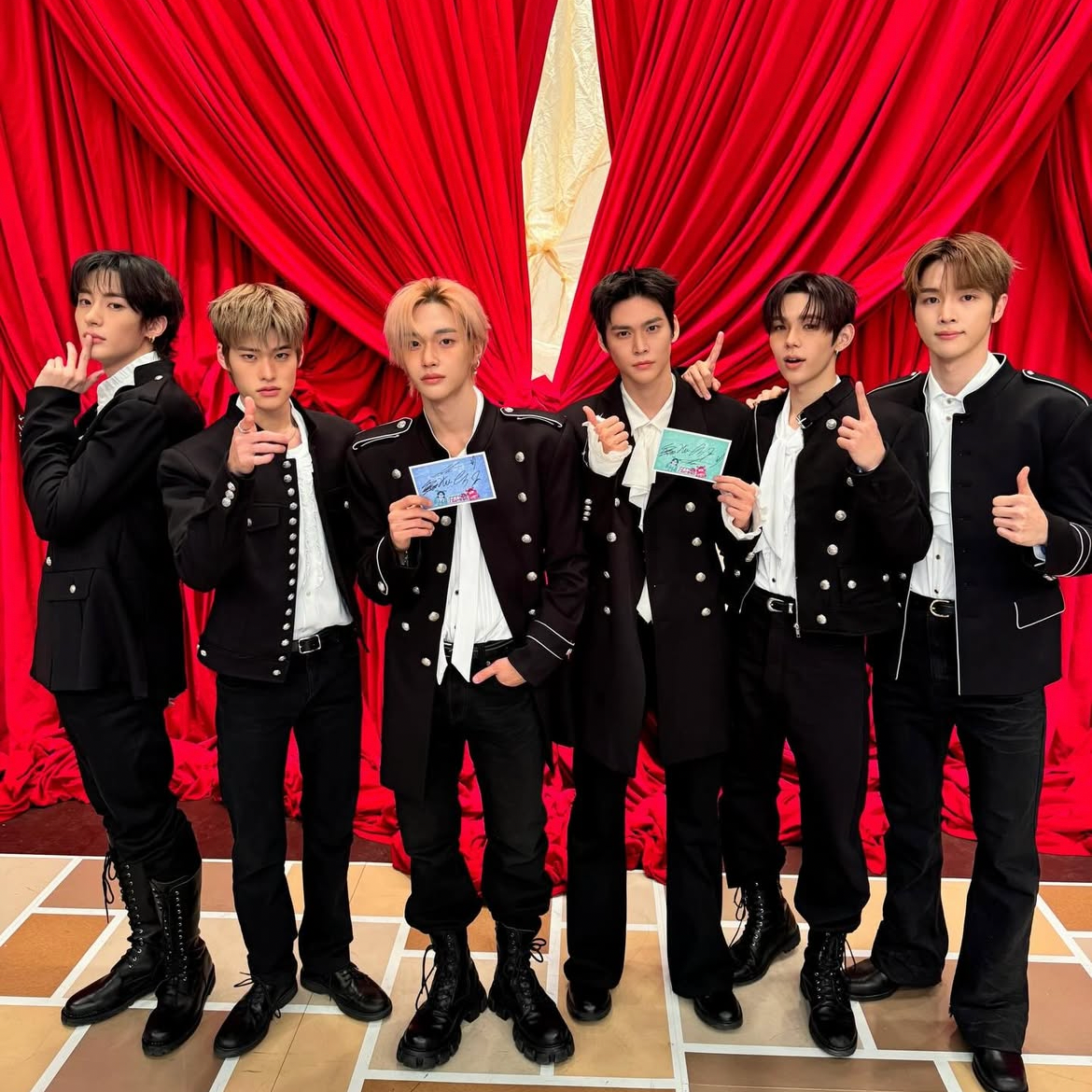 Behind-the-scenes cut of RIIZE