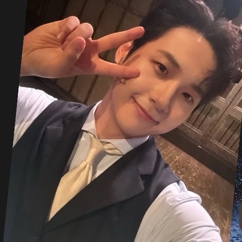 Recent activity shot of CNU (B1A4)