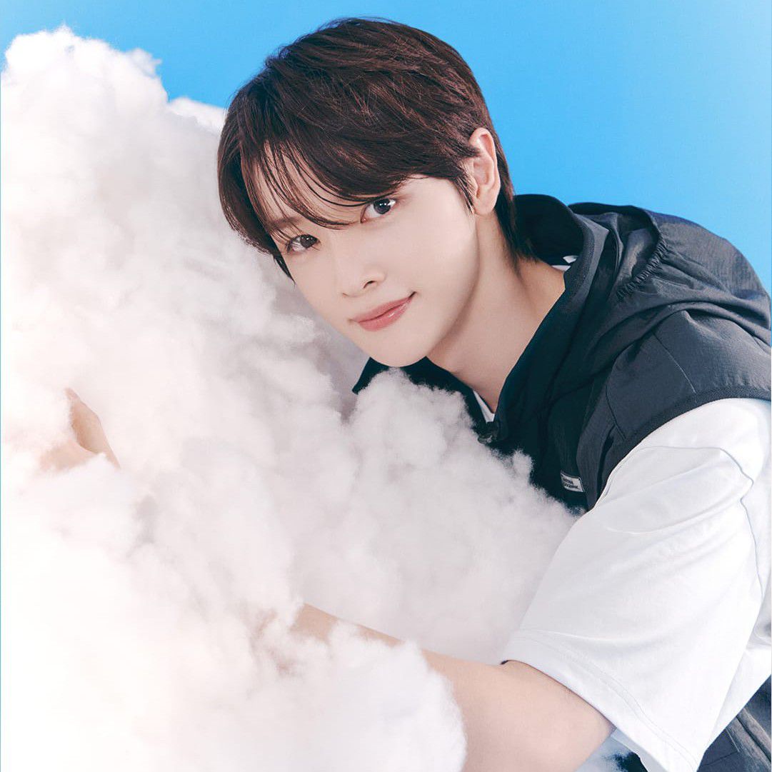 Recent activity shot of Sungchan (RIIZE)