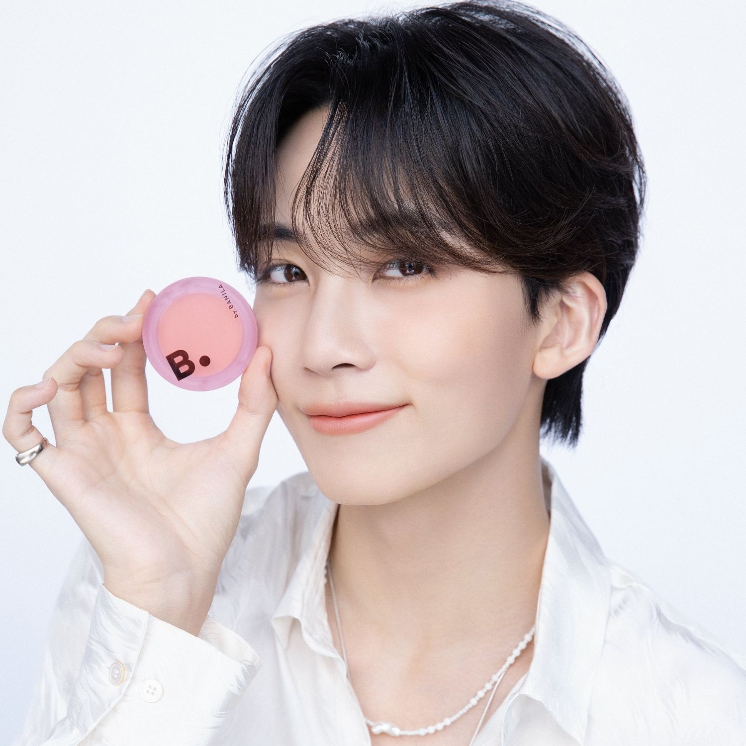 Behind-the-scenes cut of Jeonghan (SEVENTEEN)