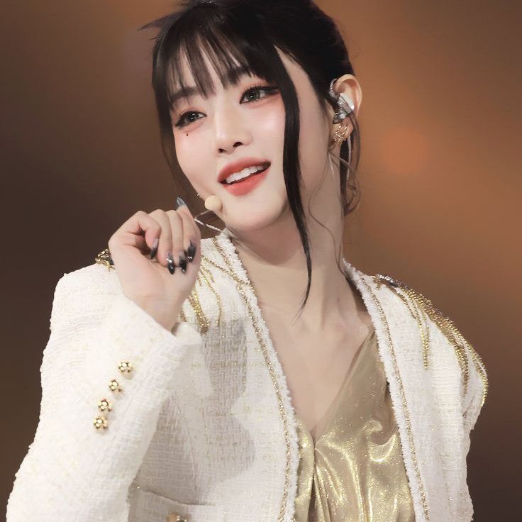 Behind-the-scenes cut of Minnie (i-dle)